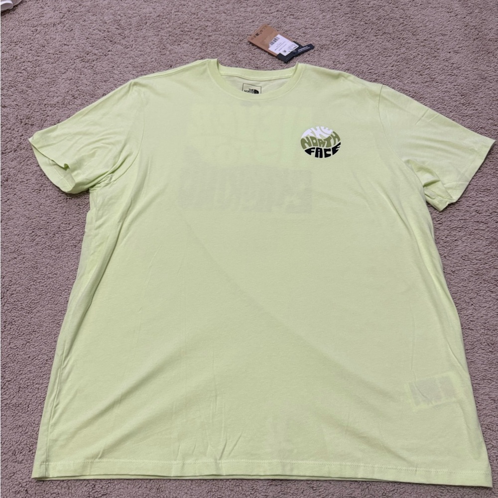The North Face Graphic Tee XL NWT